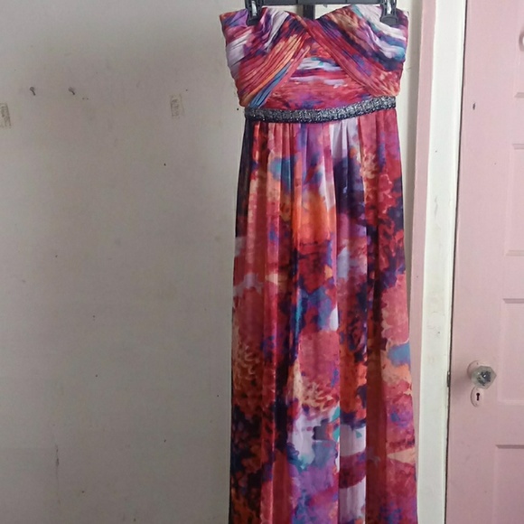 Calvin Klein Dresses & Skirts - Strapless dress